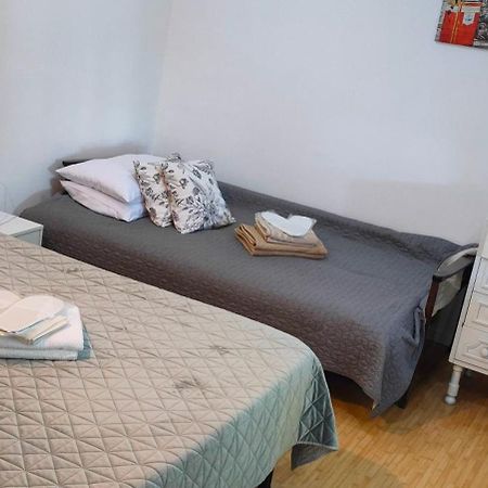 Hotel Casa Magnolia Douăzeci şi Trei August Esterno foto