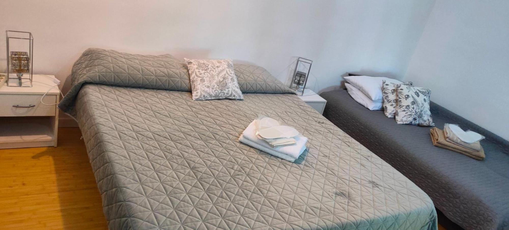 Hotel Casa Magnolia Douăzeci şi Trei August Esterno foto